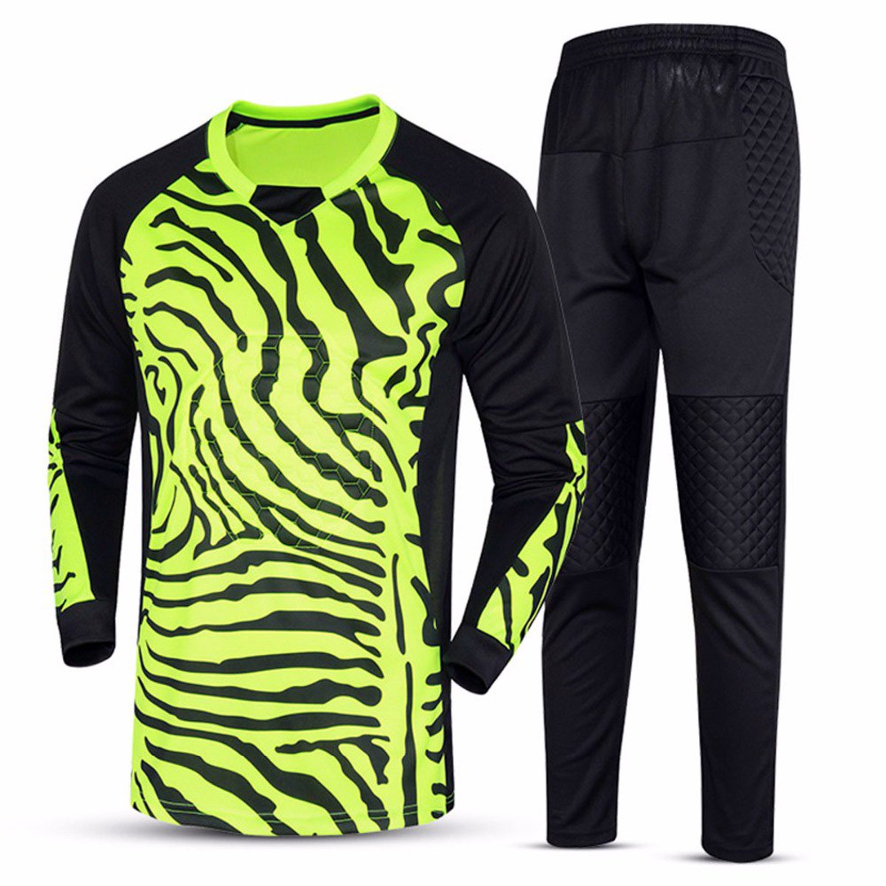 01 Goalkeeper Uniforms - Image 1